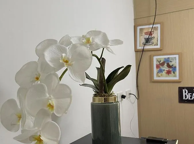 アパートホテル Hel Condotel Near Bgc Taguig,manila 3*