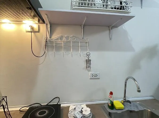 Hel Condotel Near Bgc Taguig,manila アパートホテル