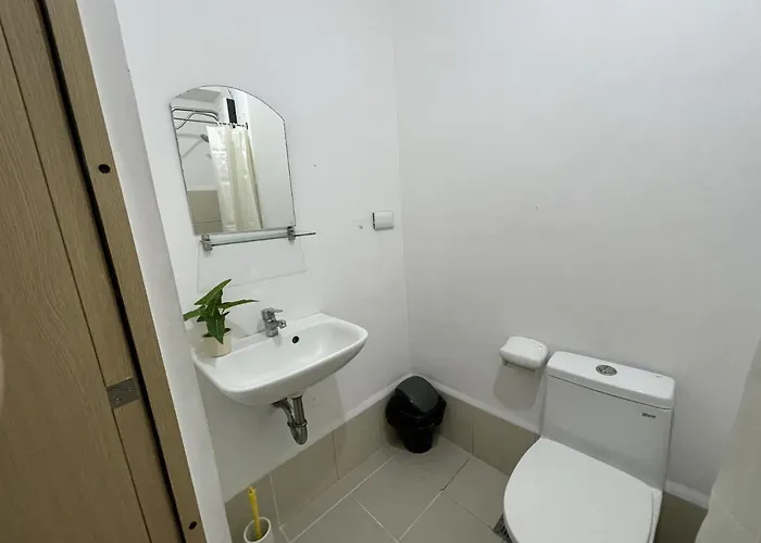 Hel Condotel Near Bgc Taguig,manila 3*
